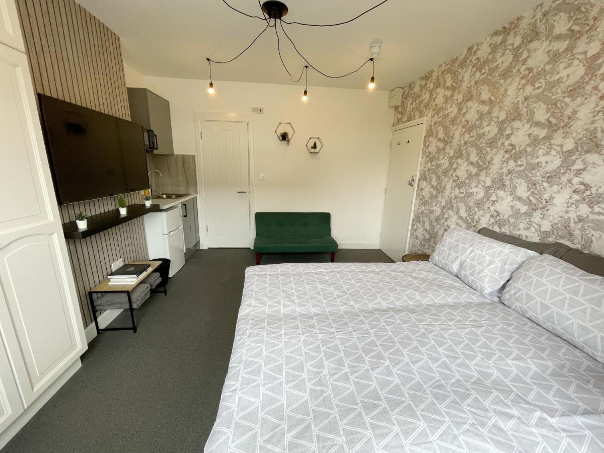 לונדון Cosy Bright Studio Apartment Close To Wembley Stadium מראה חיצוני תמונה