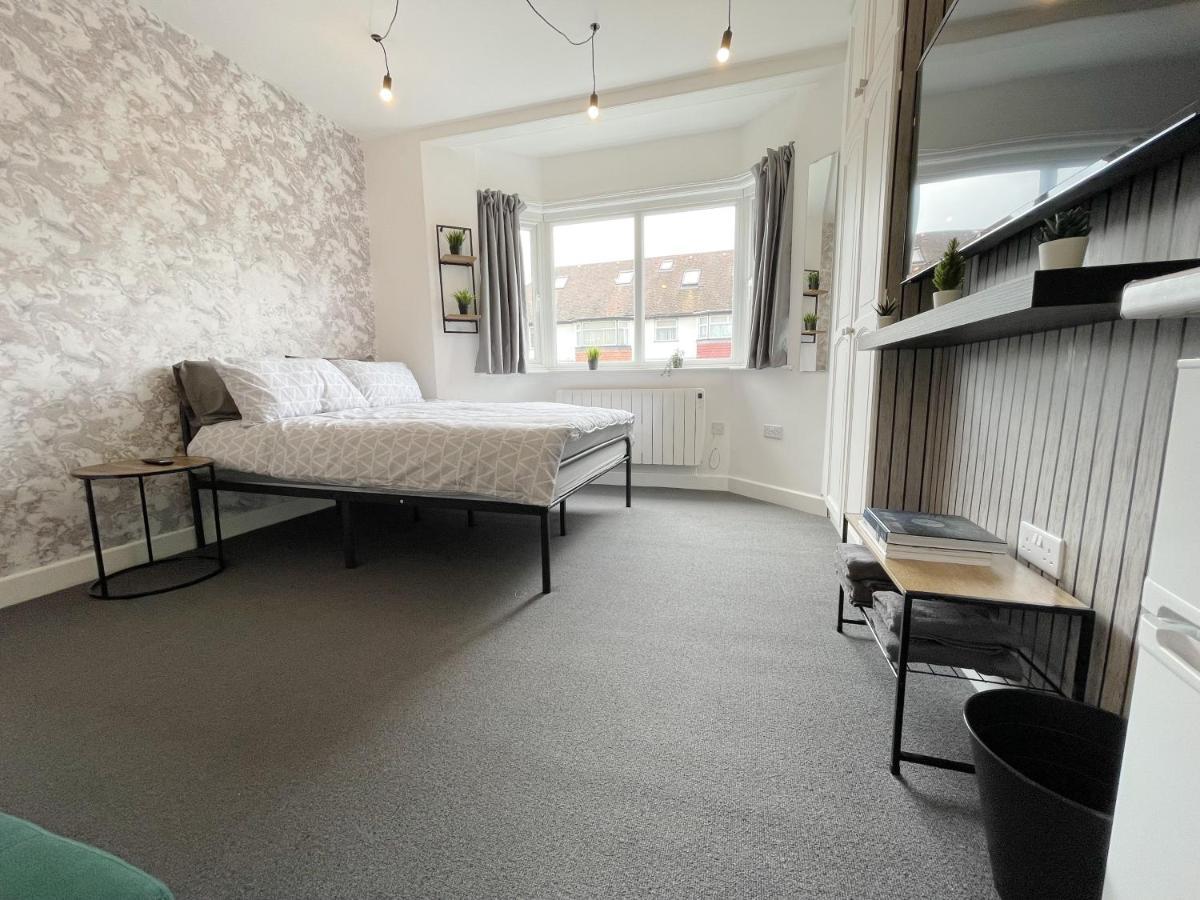 לונדון Cosy Bright Studio Apartment Close To Wembley Stadium מראה חיצוני תמונה