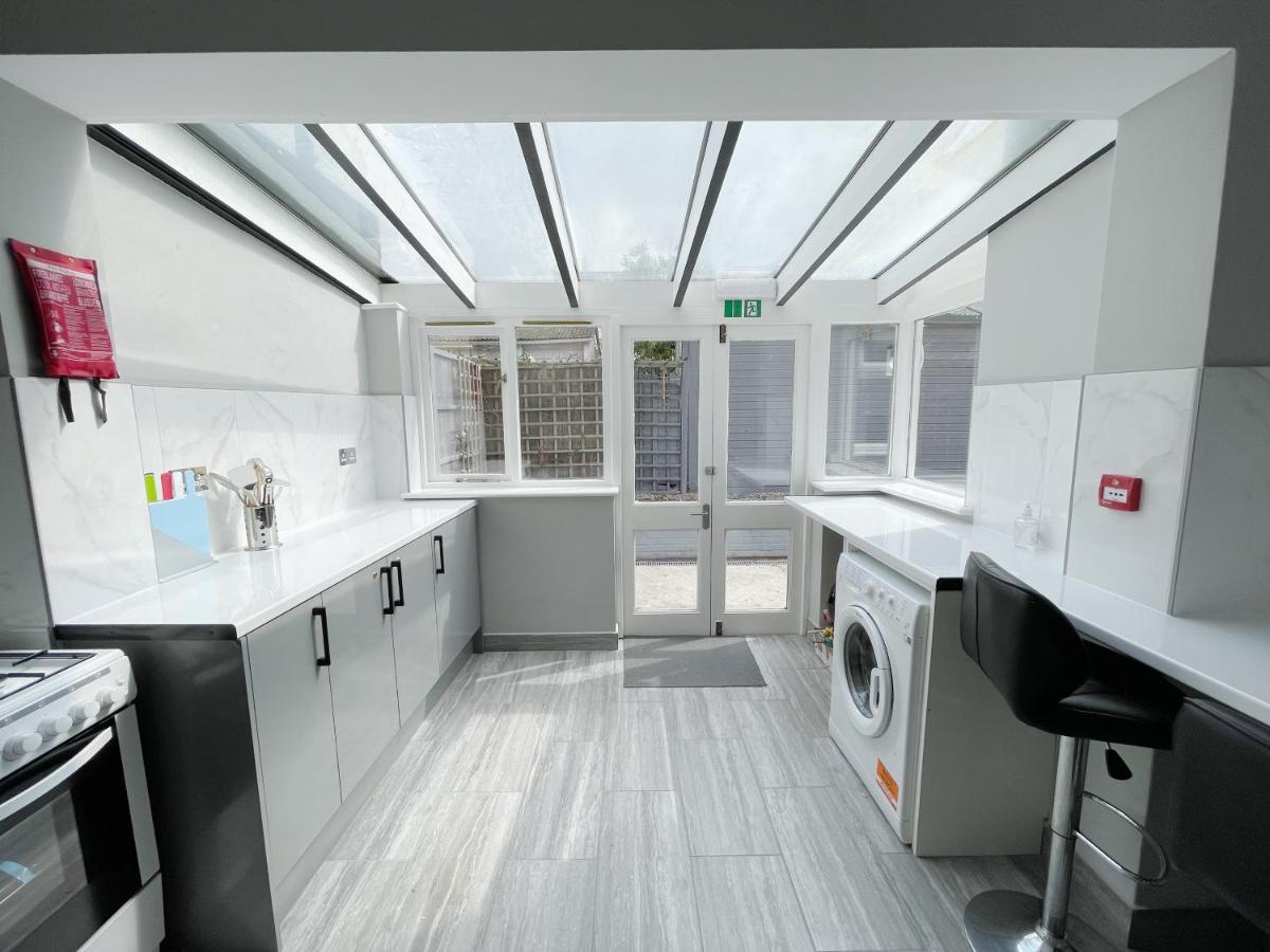 לונדון Cosy Bright Studio Apartment Close To Wembley Stadium מראה חיצוני תמונה