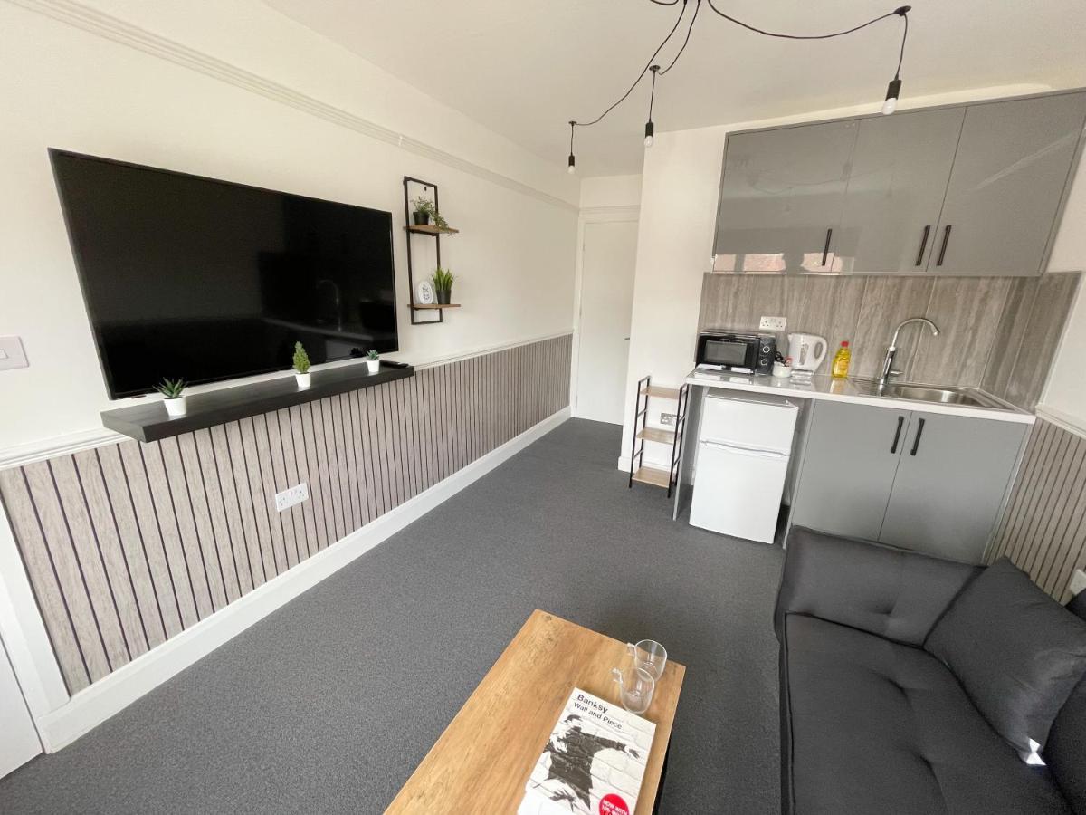 לונדון Cosy Bright Studio Apartment Close To Wembley Stadium מראה חיצוני תמונה
