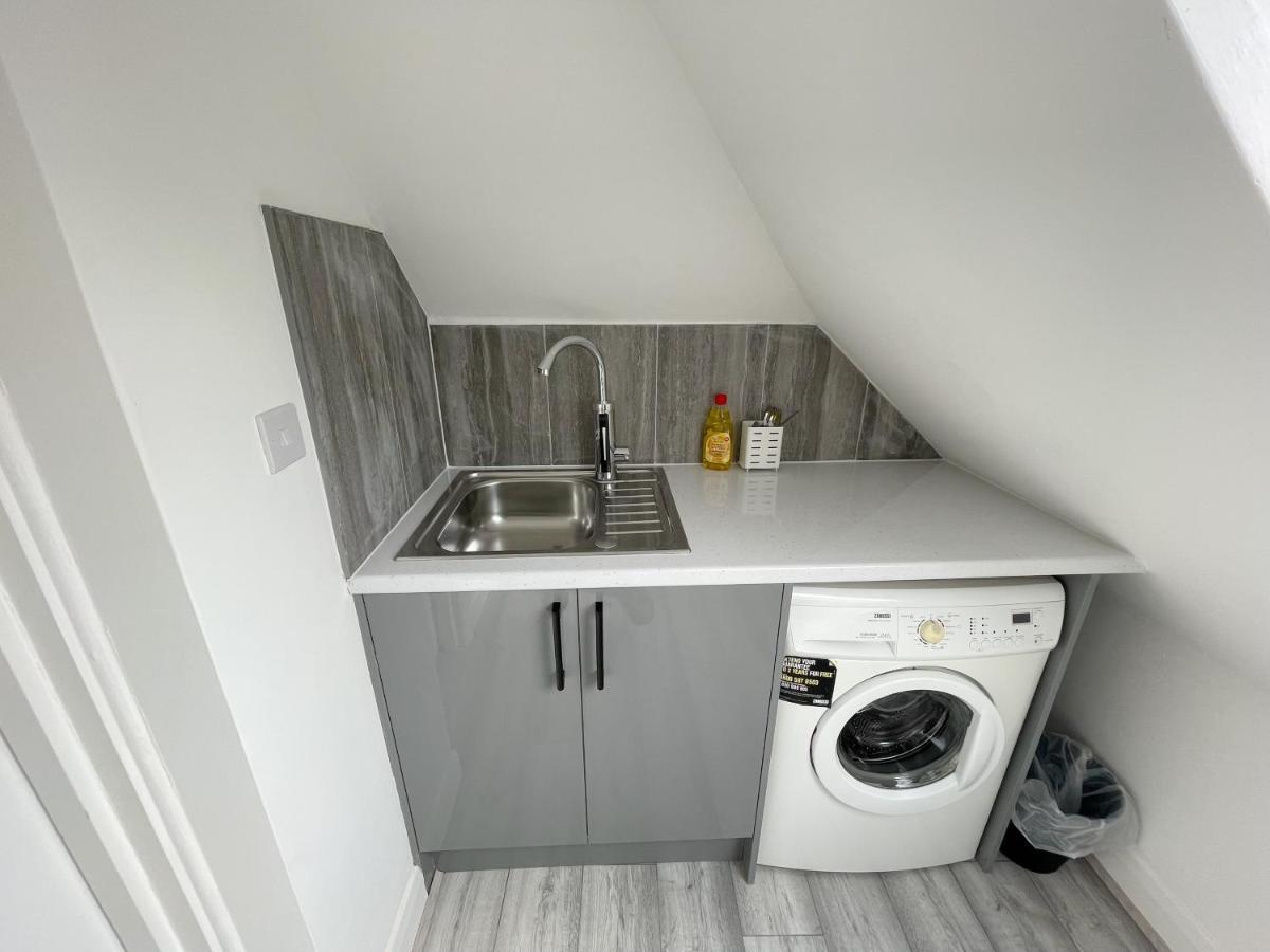 לונדון Cosy Bright Studio Apartment Close To Wembley Stadium מראה חיצוני תמונה