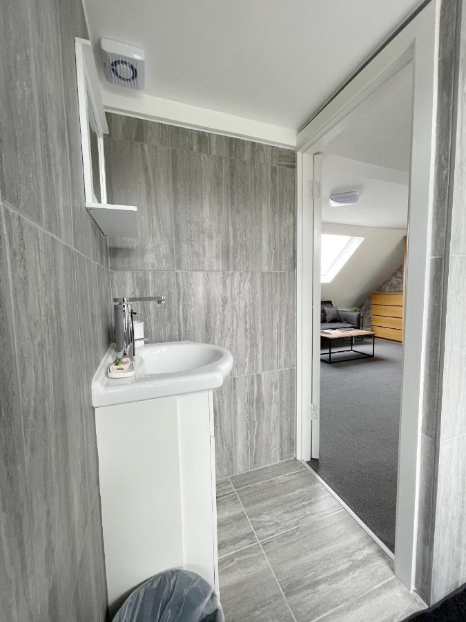 לונדון Cosy Bright Studio Apartment Close To Wembley Stadium מראה חיצוני תמונה